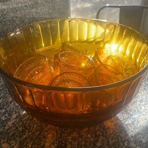 Tiara Amber Punch bowl set